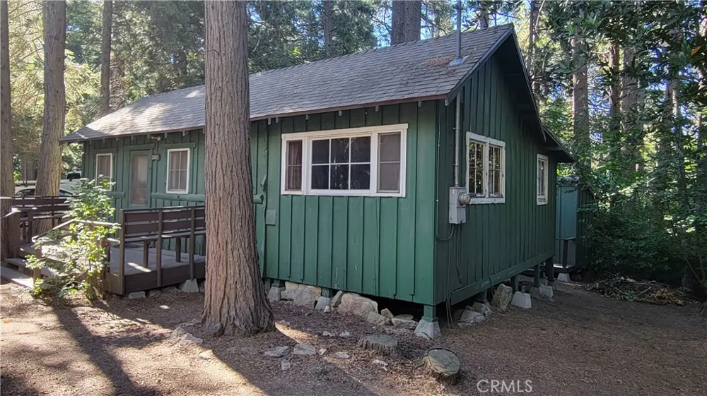 23821 Inspiration Crestline, CA 92325