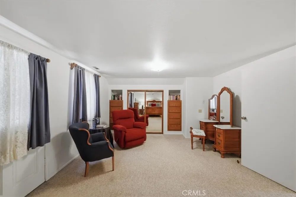 368 Imperial Sugarloaf, CA 92386