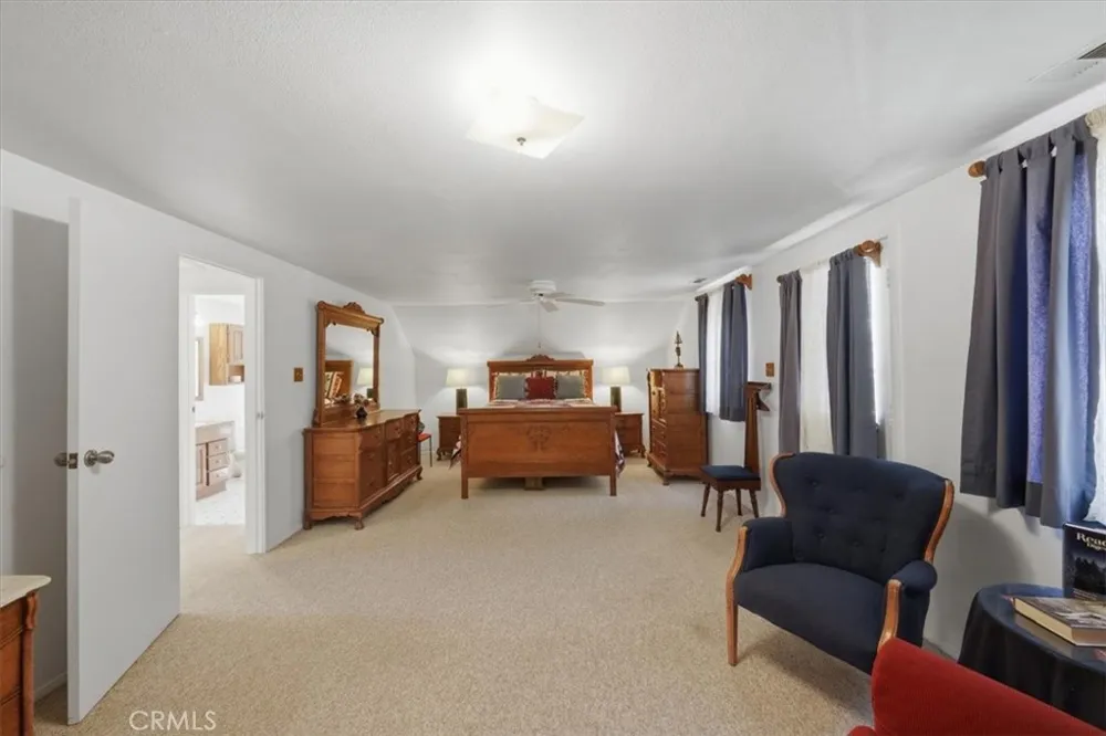 368 Imperial Sugarloaf, CA 92386
