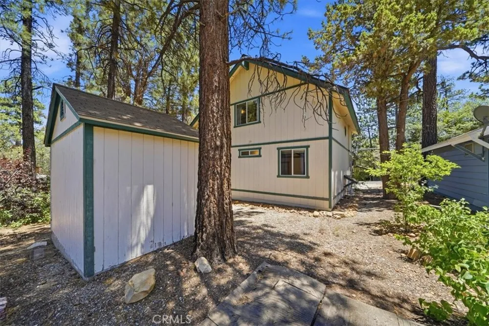 368 Imperial Sugarloaf, CA 92386