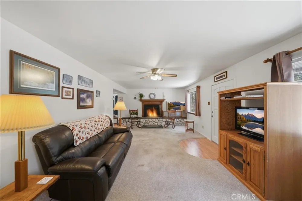 368 Imperial Sugarloaf, CA 92386