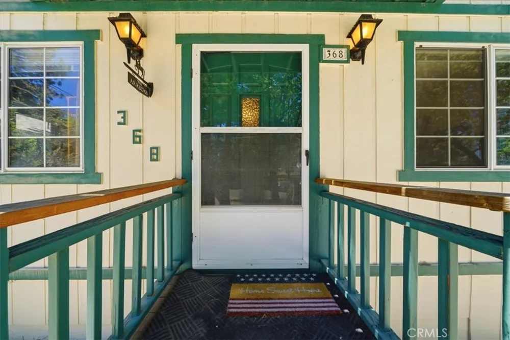 368 Imperial Sugarloaf, CA 92386