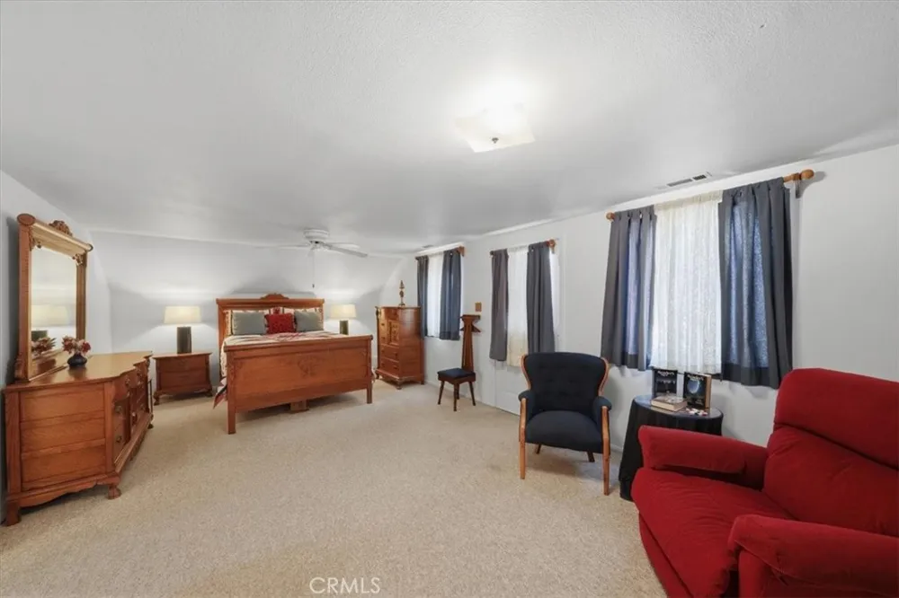 368 Imperial Sugarloaf, CA 92386