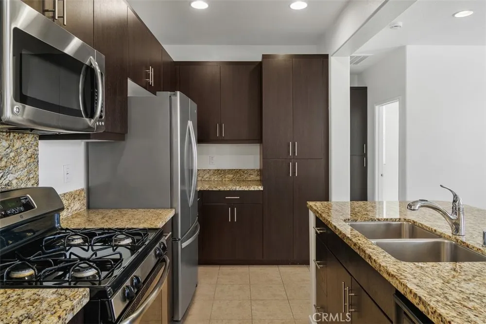 43114 Avenida Abril Temecula, CA 92592