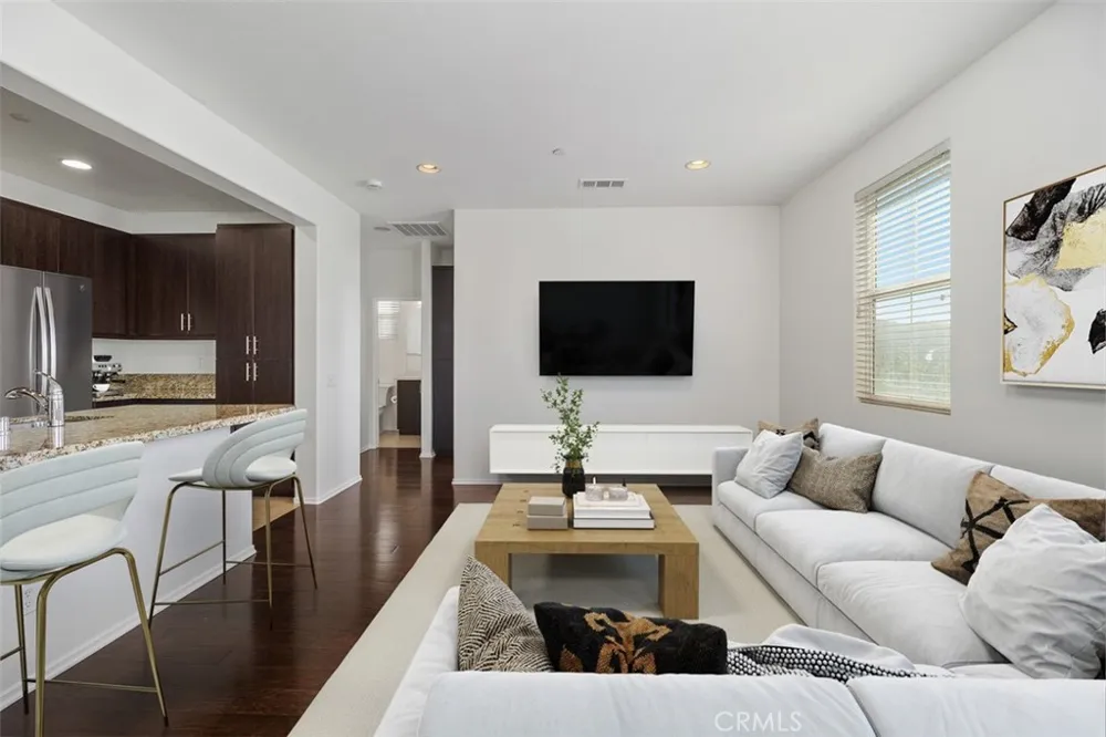 43114 Avenida Abril Temecula, CA 92592