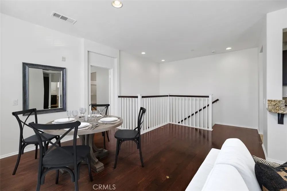 43114 Avenida Abril Temecula, CA 92592