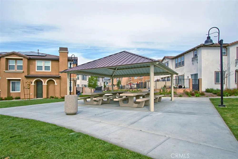 43114 Avenida Abril Temecula, CA 92592