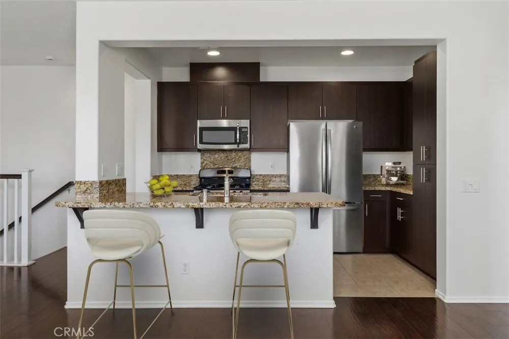 43114 Avenida Abril Temecula, CA 92592