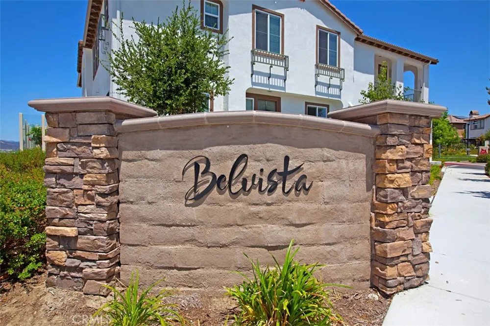 43114 Avenida Abril Temecula, CA 92592
