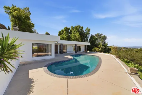 3329 Dona Rosa Drive
