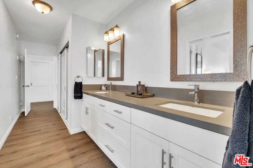 5674 Windsor Way #210 Culver City, CA 90230