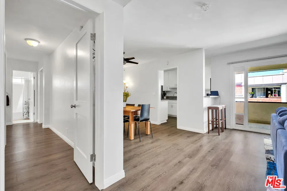 5674 Windsor Way #210 Culver City, CA 90230