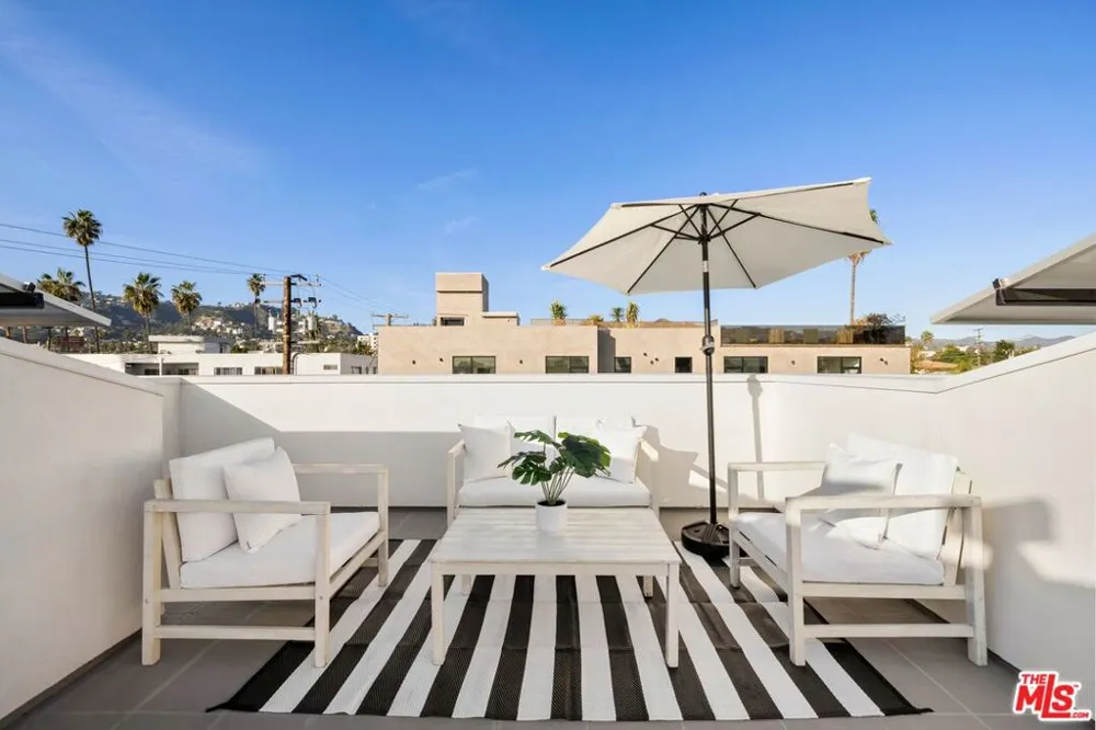 1011 Ogden Drive #102 West Hollywood, CA 90046