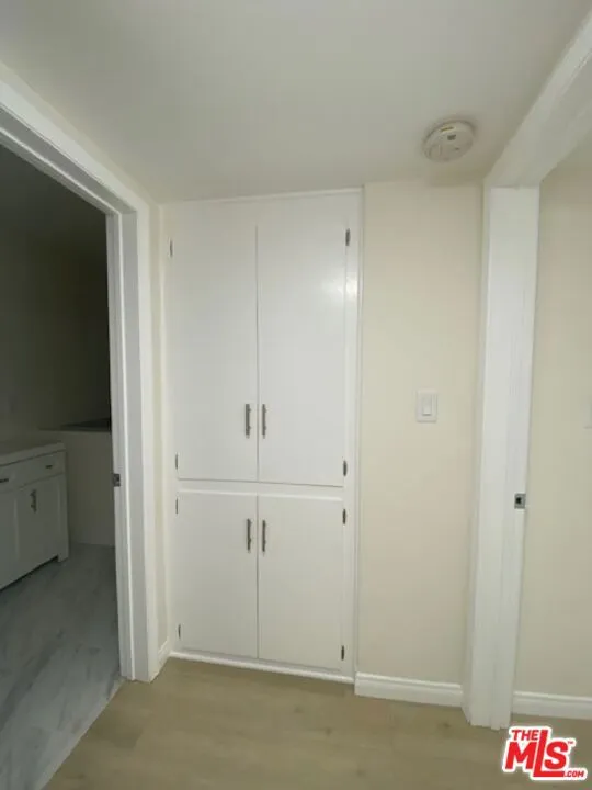 7045 Hawthorn Avenue #203 Los Angeles, CA 90028
