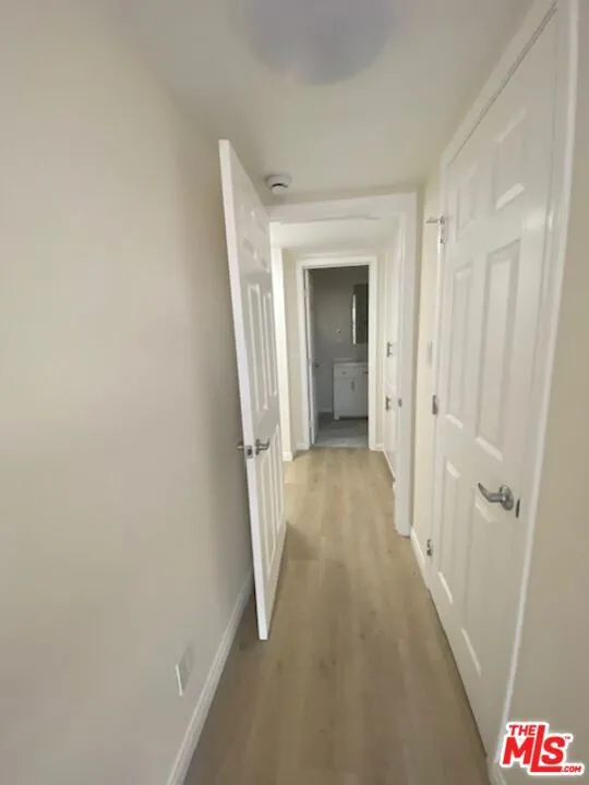 7045 Hawthorn Avenue #203 Los Angeles, CA 90028