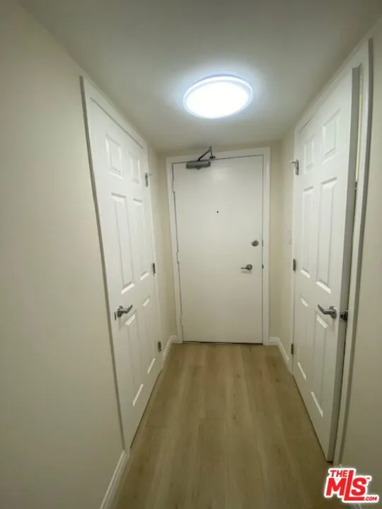 7045 Hawthorn Avenue #203 Los Angeles, CA 90028