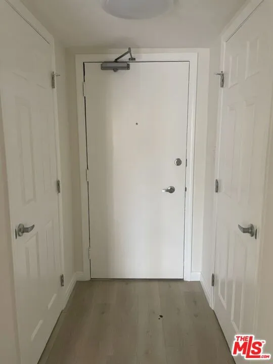 7045 Hawthorn Avenue #203 Los Angeles, CA 90028