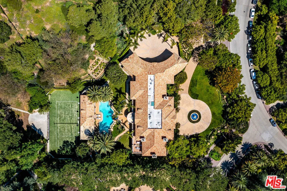 70 Beverly Parkway Beverly Hills, CA 90210