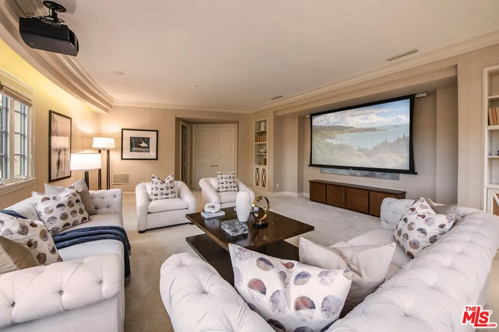 70 Beverly Parkway Beverly Hills, CA 90210