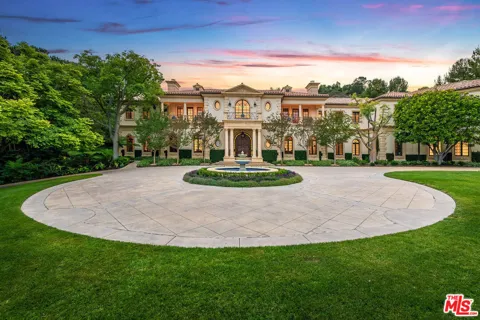 70 Beverly Parkway