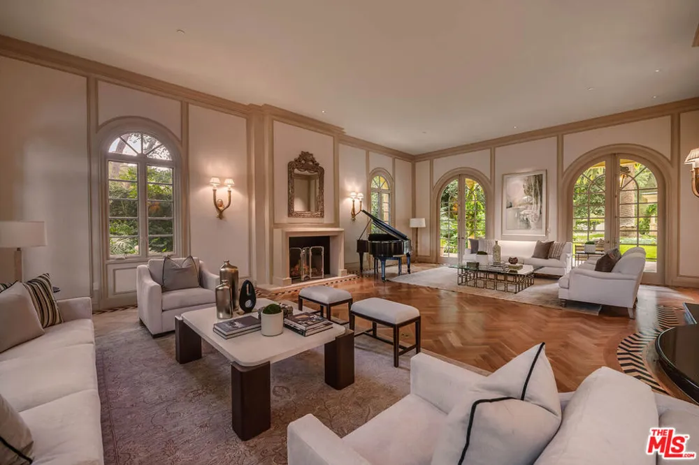 70 Beverly Parkway Beverly Hills, CA 90210