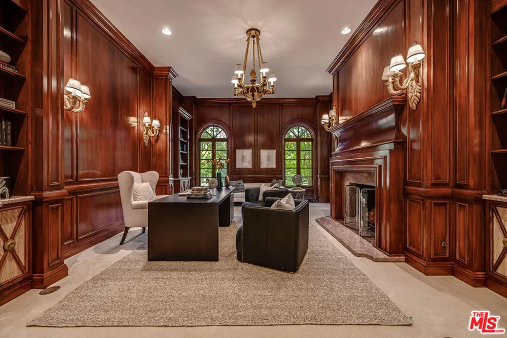 70 Beverly Parkway Beverly Hills, CA 90210