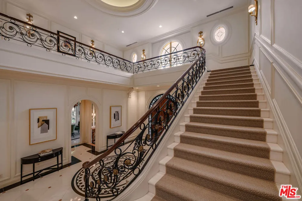 70 Beverly Parkway Beverly Hills, CA 90210