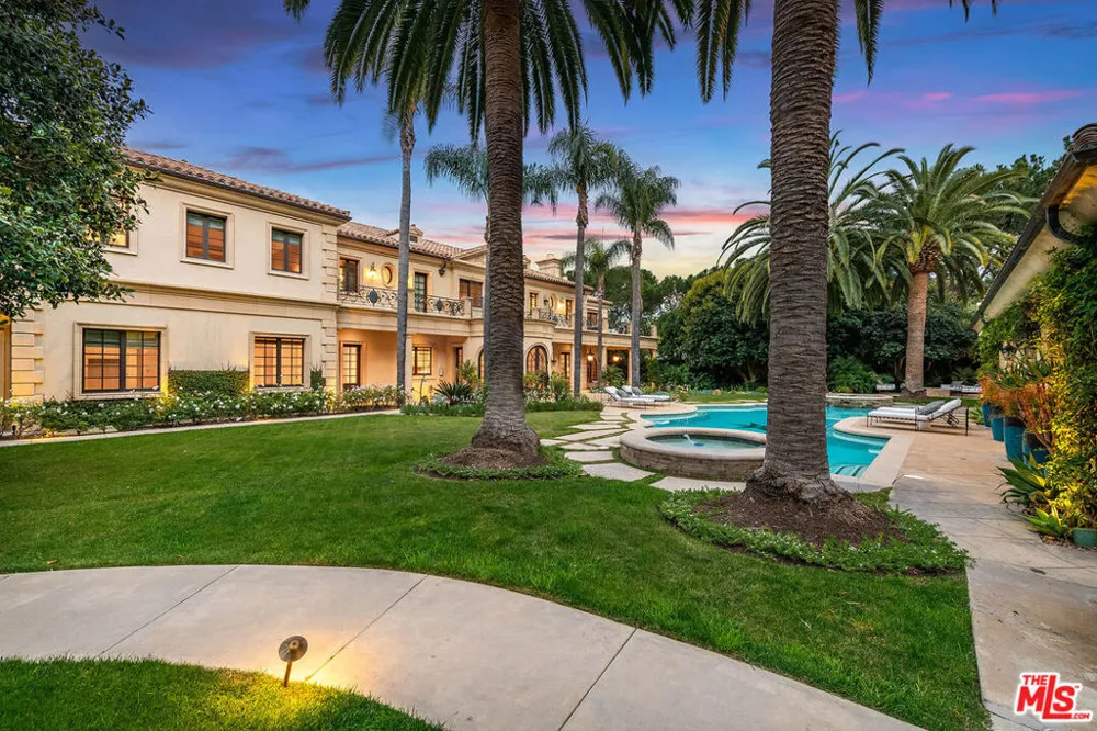 70 Beverly Parkway Beverly Hills, CA 90210