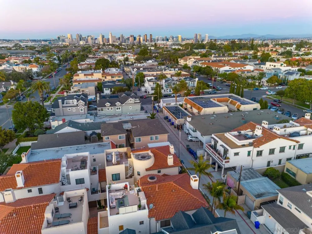 937 F Ave Coronado, CA 92118