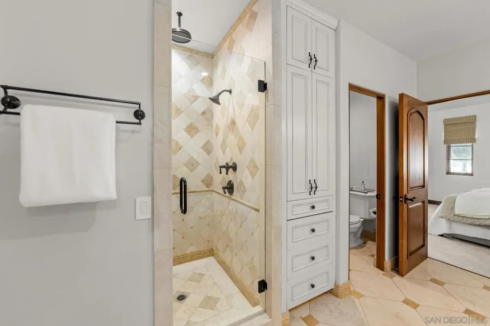 937 F Ave Coronado, CA 92118