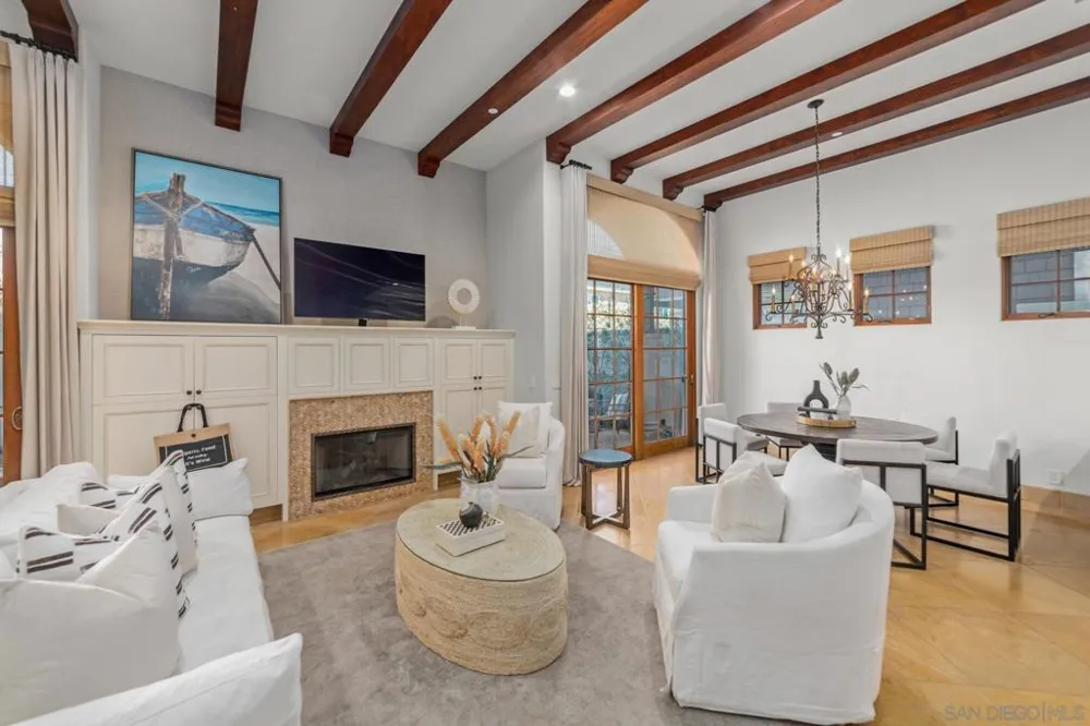 937 F Ave Coronado, CA 92118