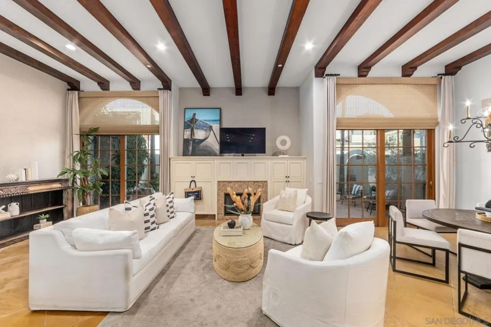 937 F Ave Coronado, CA 92118