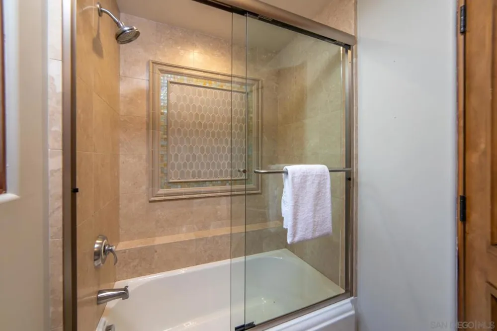 937 F Ave Coronado, CA 92118