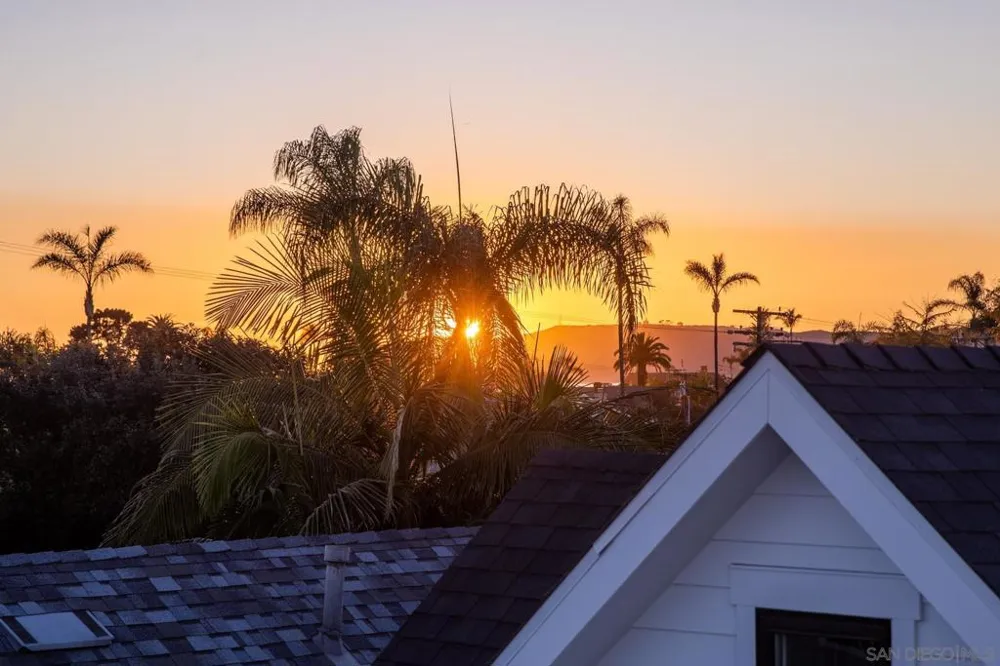 937 F Ave Coronado, CA 92118