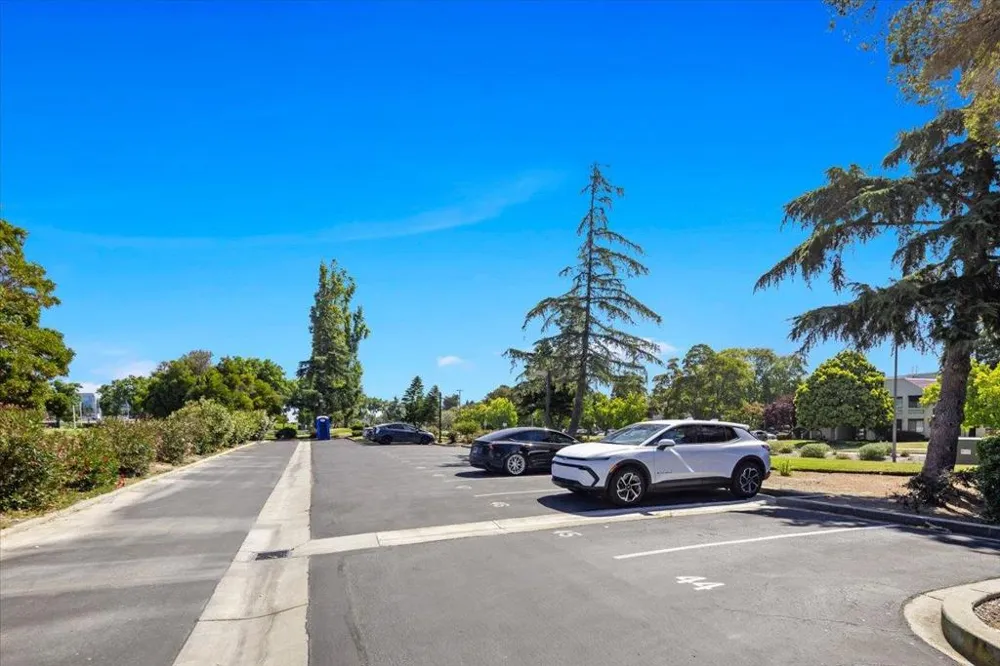 473 Cork Harbour Circle #F Redwood City, CA 94065