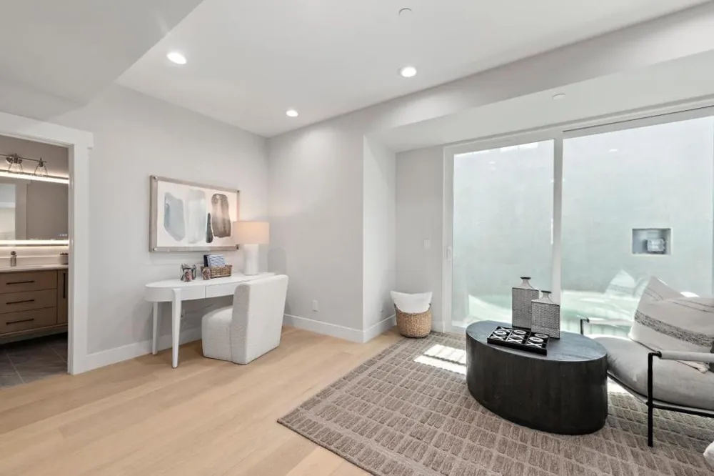 703 Partridge Avenue Menlo Park, CA 94025