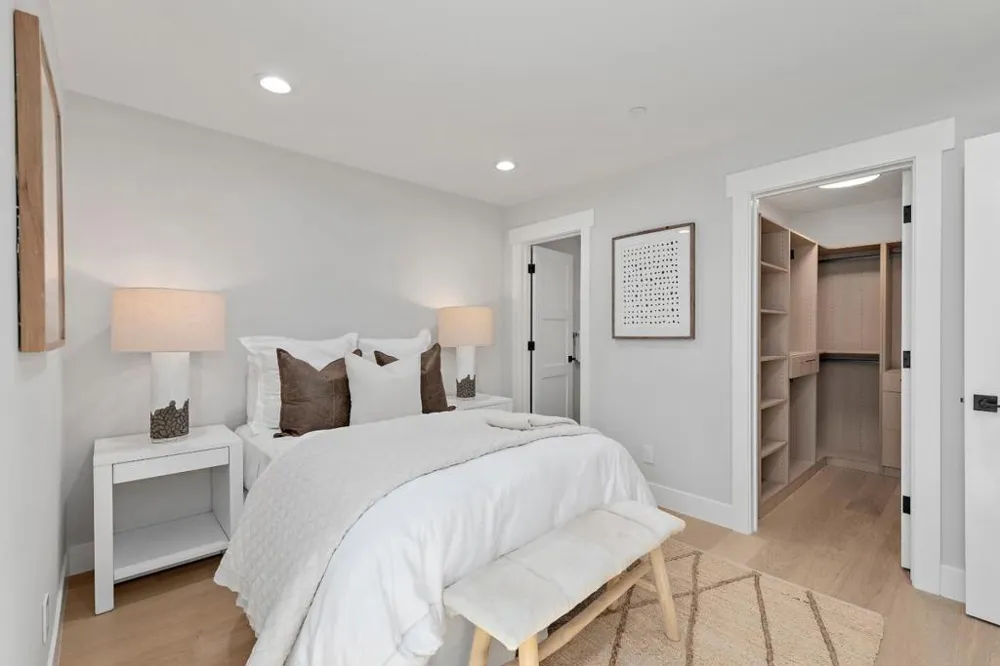 703 Partridge Avenue Menlo Park, CA 94025