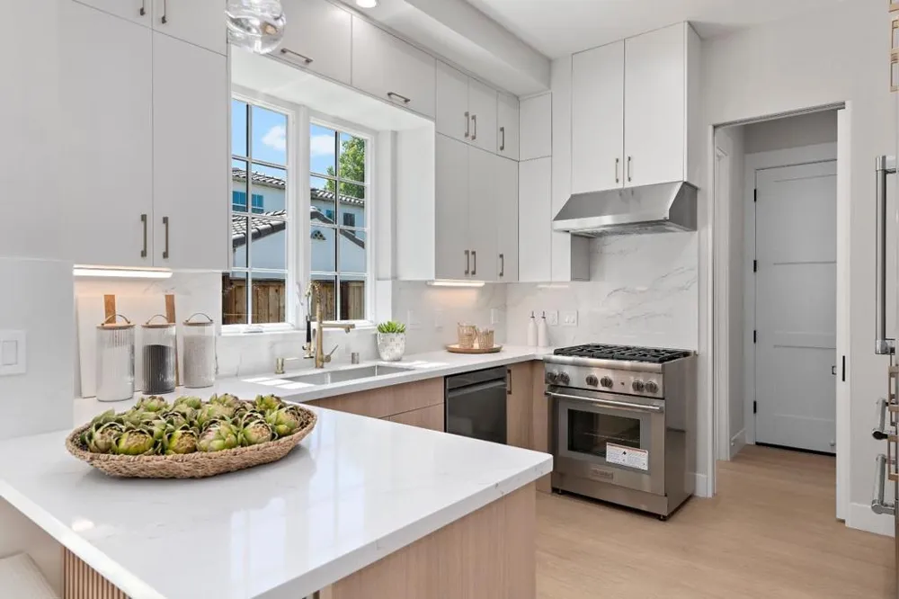 703 Partridge Avenue Menlo Park, CA 94025