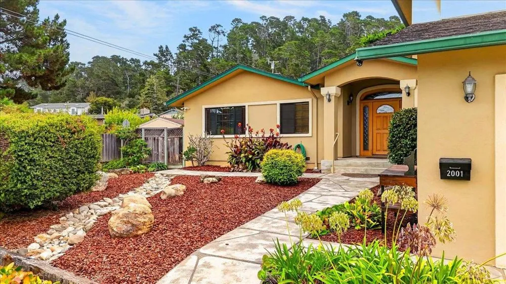 2001 Via Taormina Monterey, CA 93940
