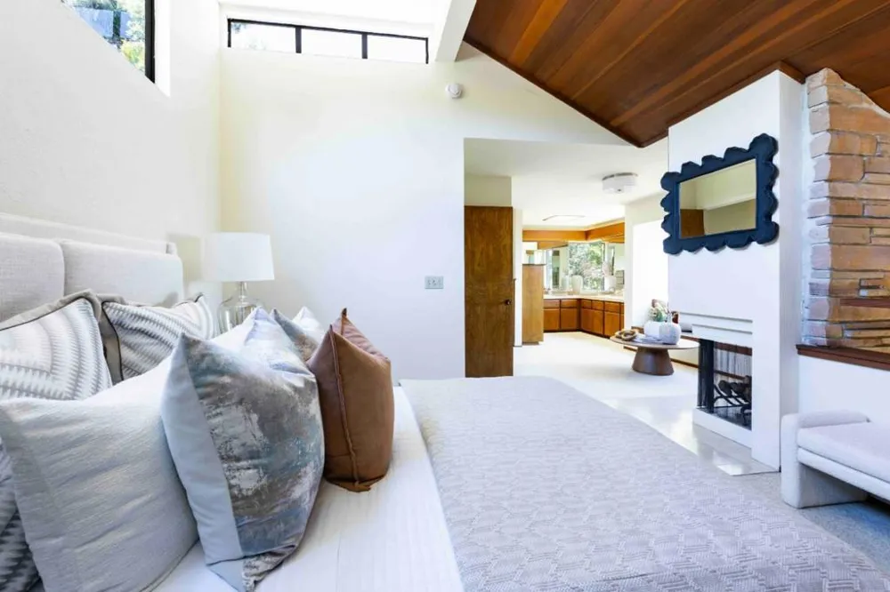 285 Escobar Road Portola Valley, CA 94028