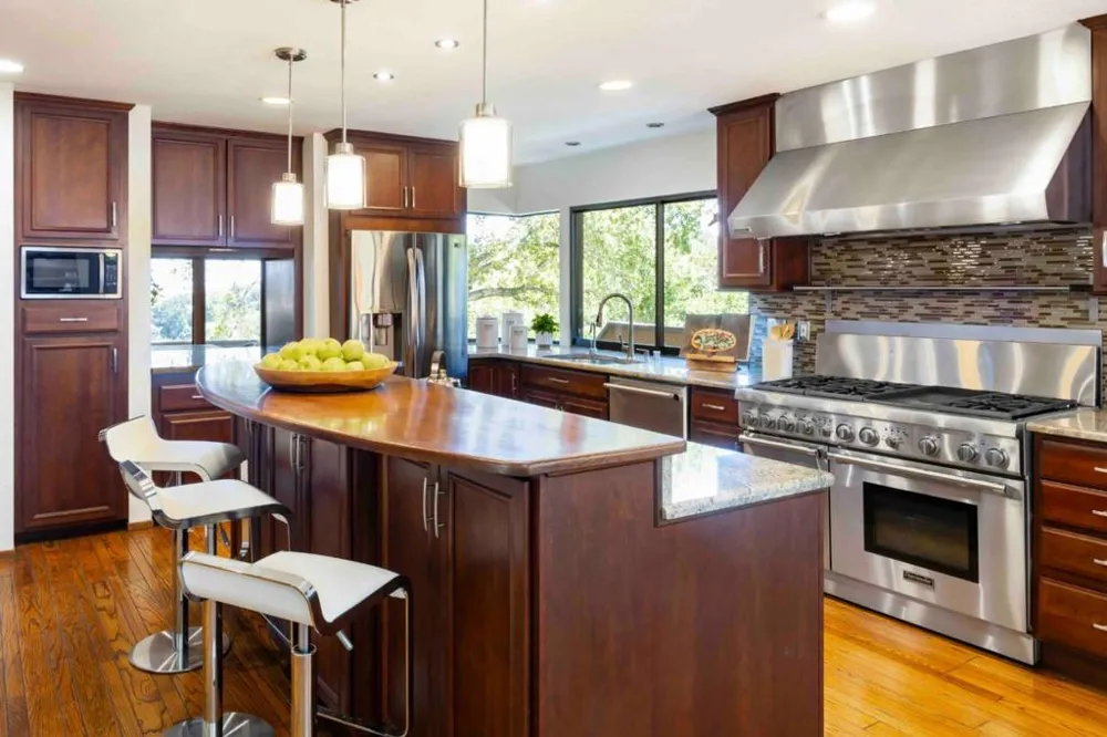 285 Escobar Road Portola Valley, CA 94028