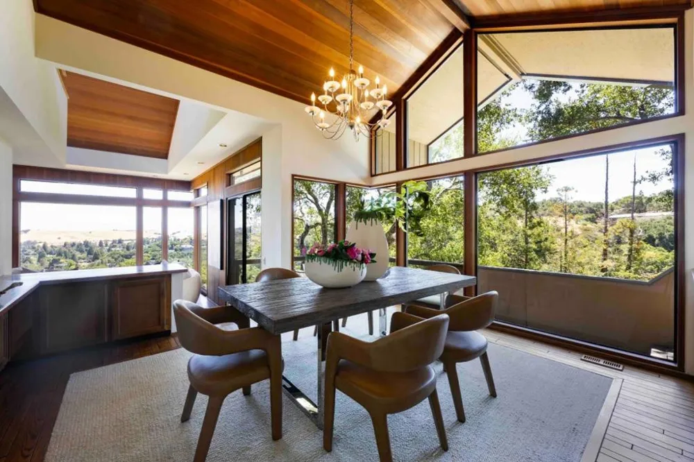 285 Escobar Road Portola Valley, CA 94028