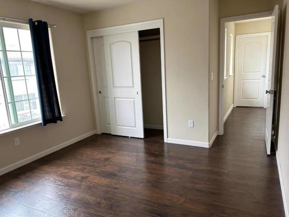 291 Slate Avenue Hollister, CA 95023
