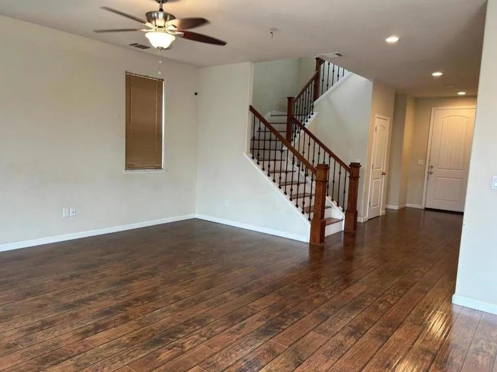 291 Slate Avenue Hollister, CA 95023