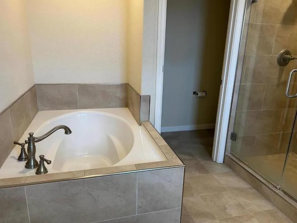 291 Slate Avenue Hollister, CA 95023