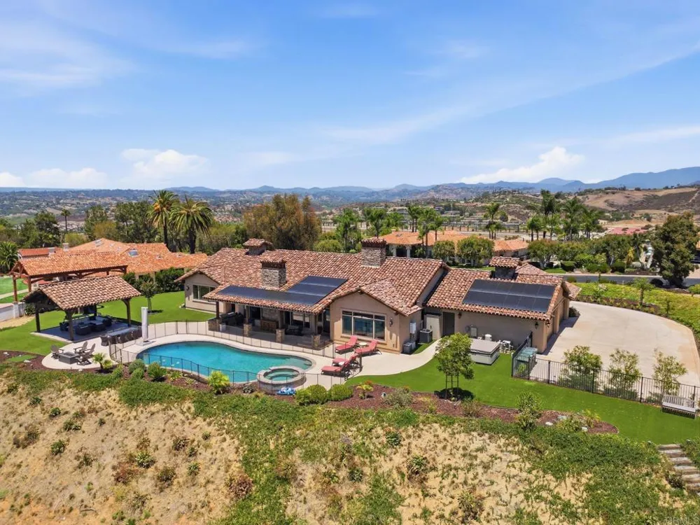 31463 Lake Vista Circle Bonsall, CA 92003