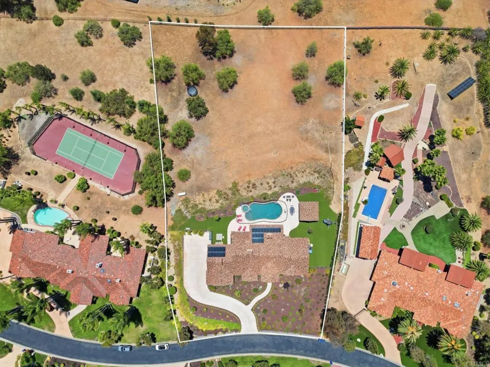 31463 Lake Vista Circle Bonsall, CA 92003