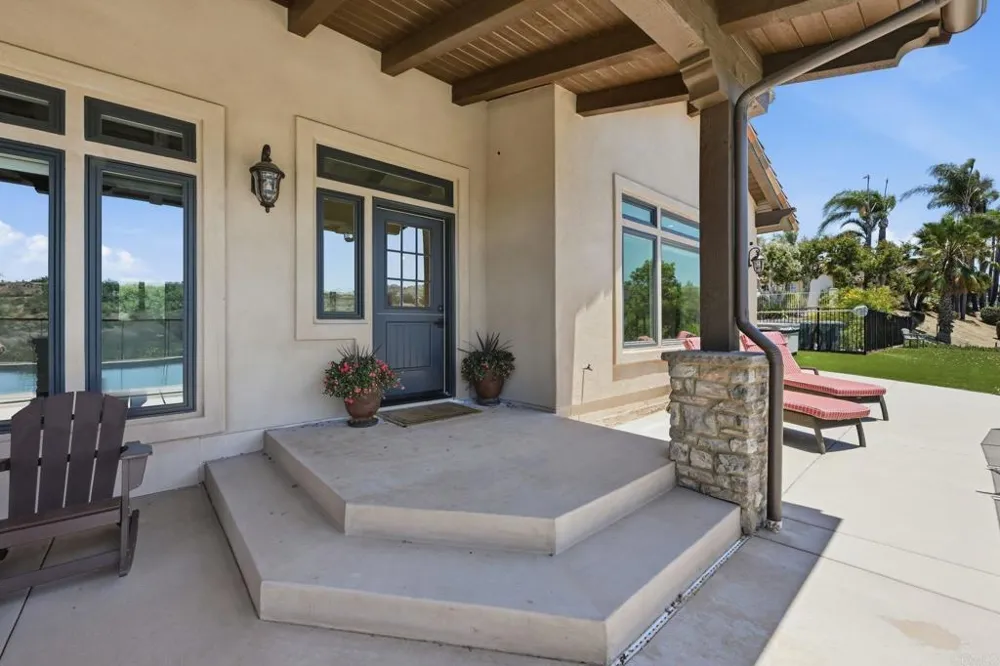 31463 Lake Vista Circle Bonsall, CA 92003