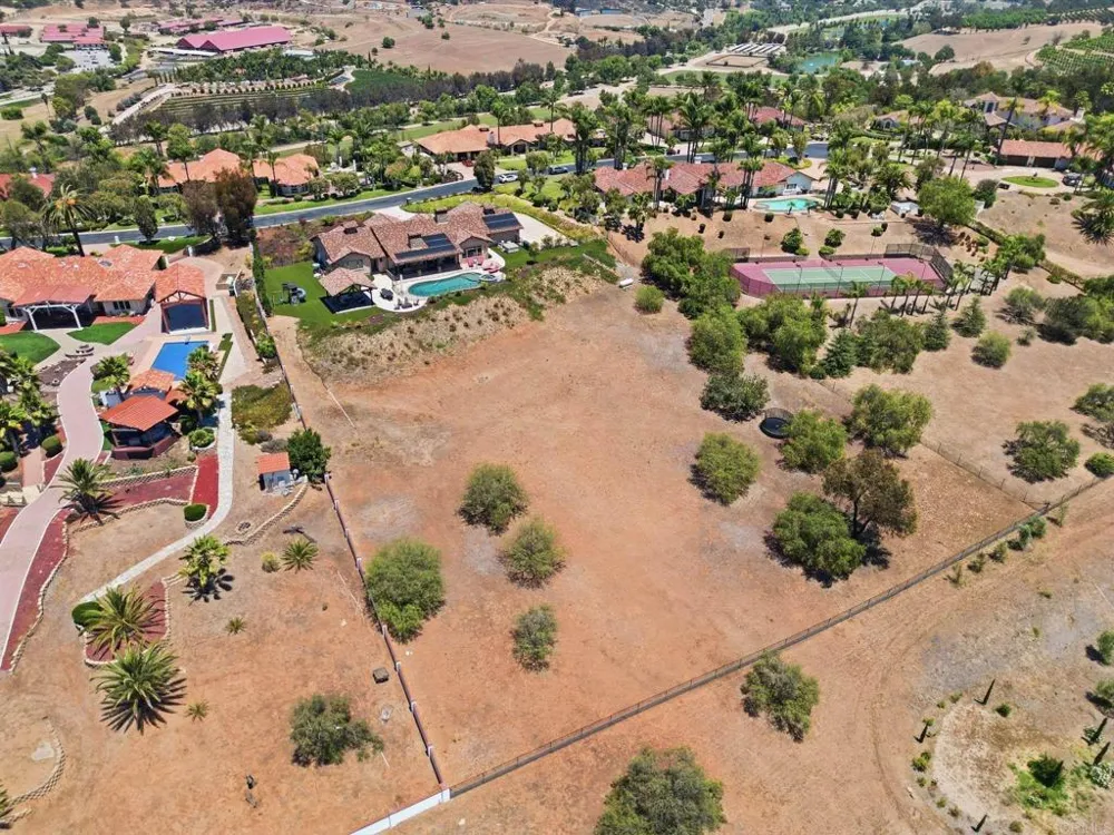 31463 Lake Vista Circle Bonsall, CA 92003