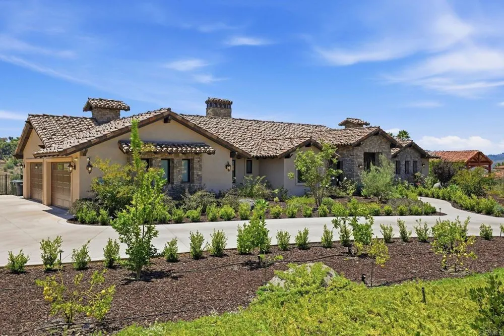 31463 Lake Vista Circle Bonsall, CA 92003